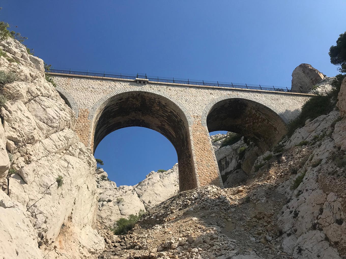 Les arches du viaduc de l'Erevine