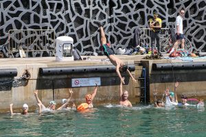 Participation aux action pour un point de baignade dans les bassins du Mucem