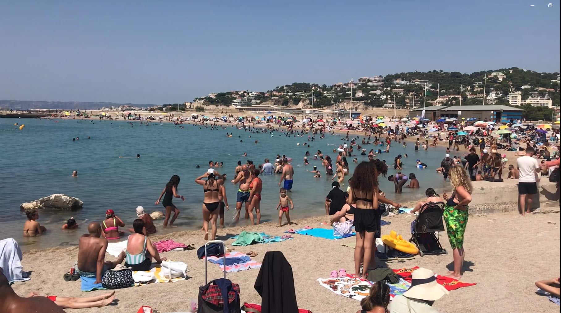 La foule sur Prado Sud le 17 août 2025, qui pourra revenir à partir du 18 ?