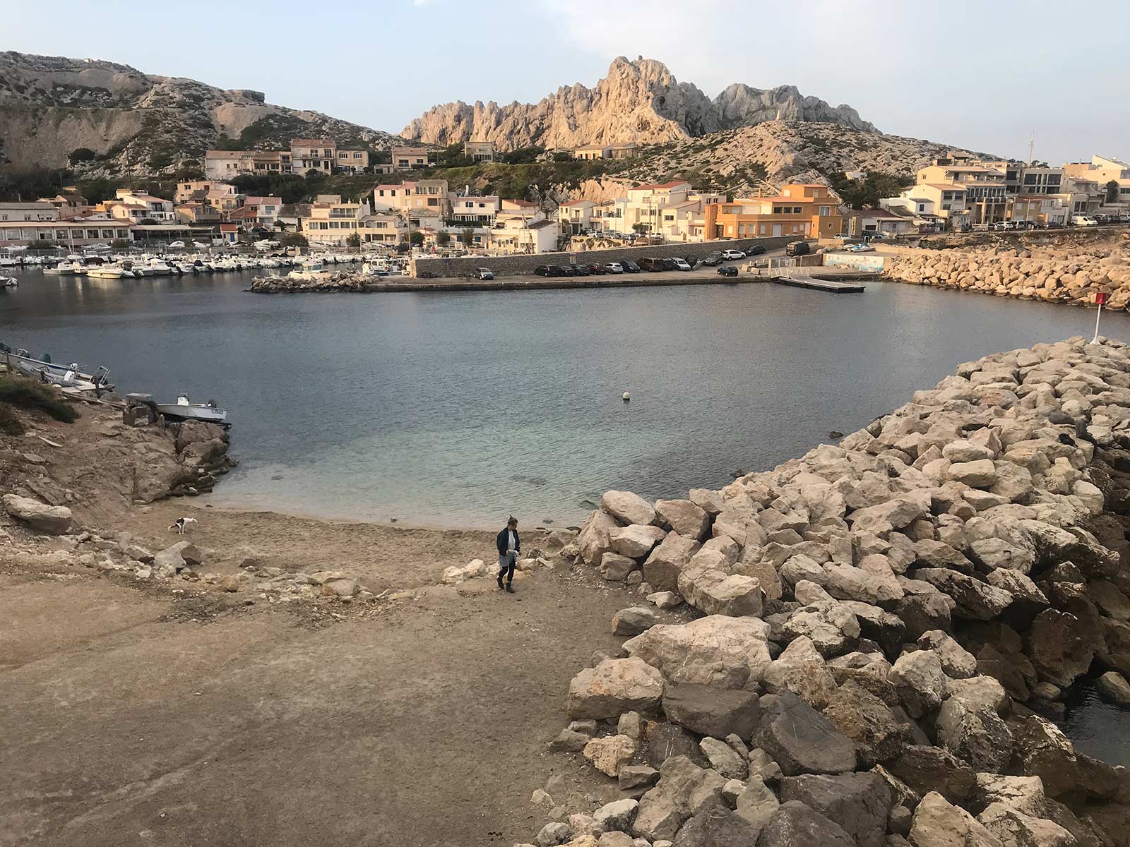 La plagette du port des Goudes
